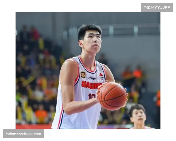 广州队徐昕场均2.3次封盖联盟第一 年轻中锋展现潜质